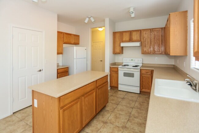 Building Photo - 9420 W Hubbell St