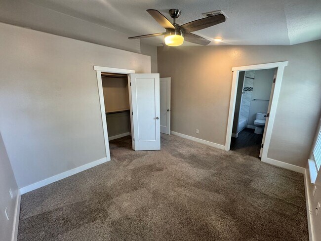 Building Photo - 1583 W 1170 N