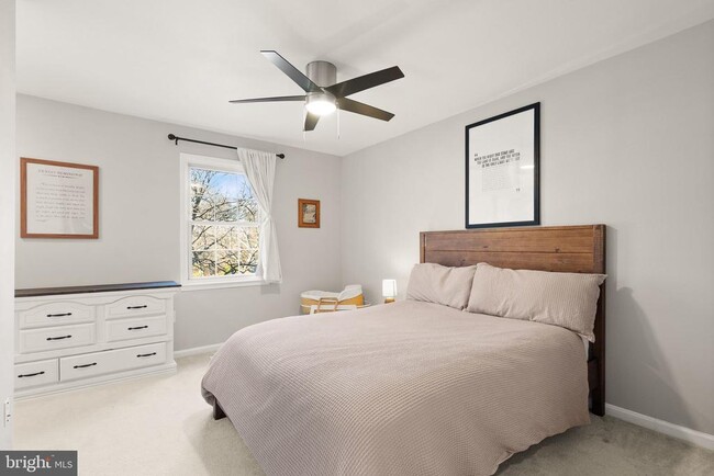 Building Photo - 7393 Colton Ln