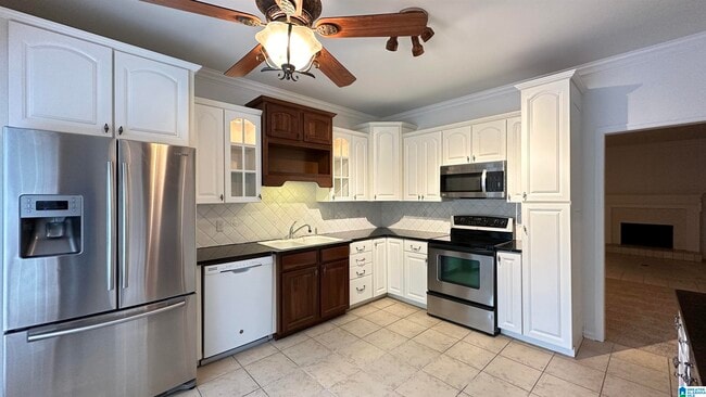 Building Photo - 103 Meadow Croft Cir