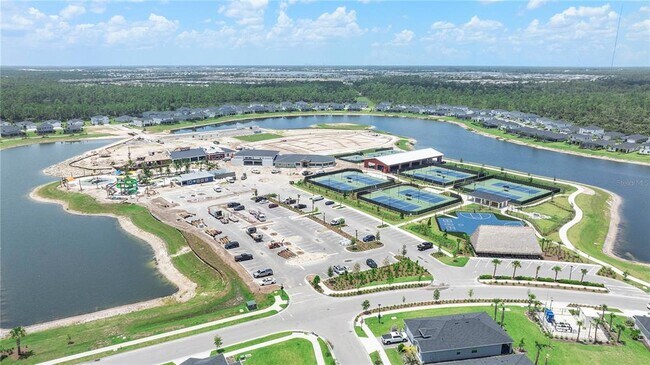 Building Photo - 14735 Bluewater Rd