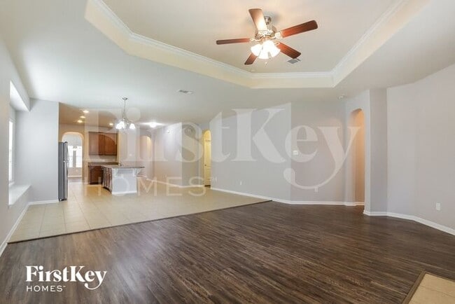 Building Photo - 24230 Courtland Oaks St