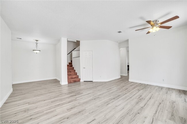Building Photo - 2304 Chatfield Dr