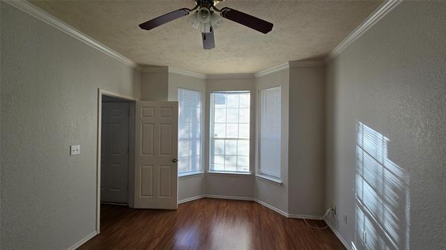 Building Photo - 18064 Kelly Blvd