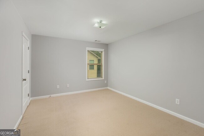 Building Photo - 168 Summer Grove Ln