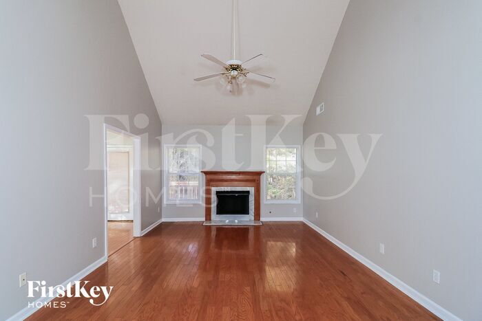 Building Photo - 3138 Evonshire Ln