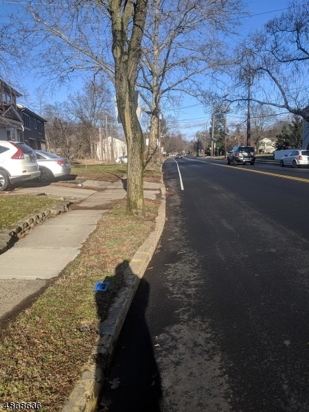 Building Photo - 9 Midway Ave