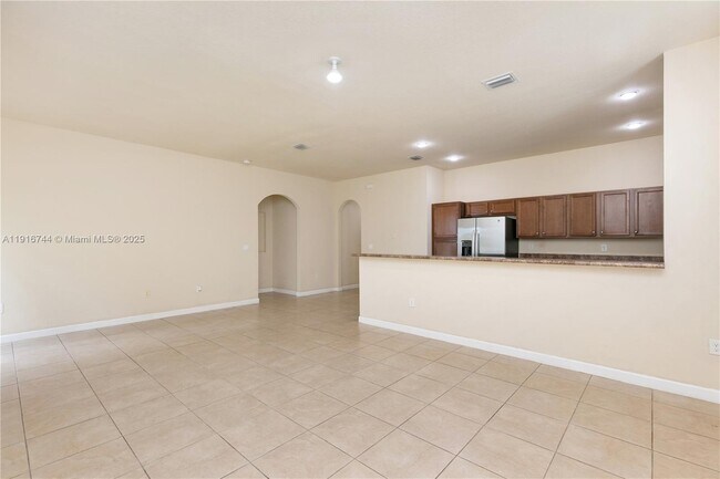 Building Photo - 9036 SW 170th Pl