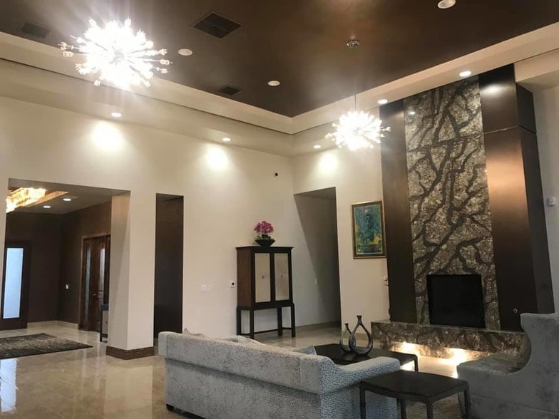 Common Area - 4201 Northrise Dr