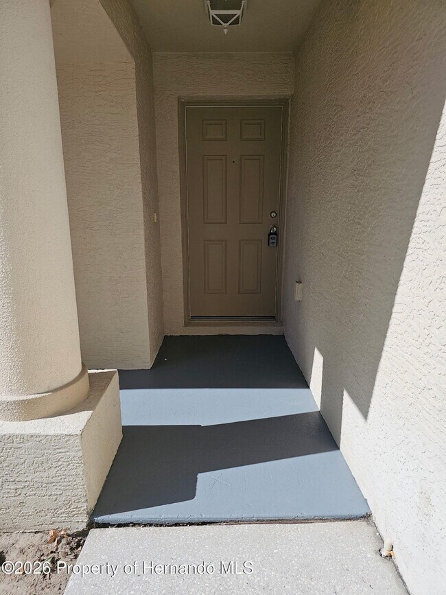 Building Photo - 7477 Canterbury St