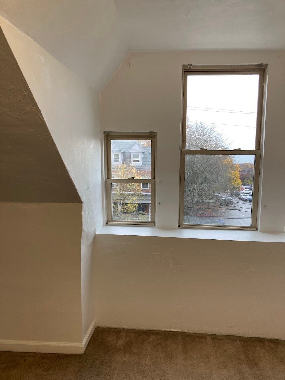 Building Photo - 5819 Bartlett St