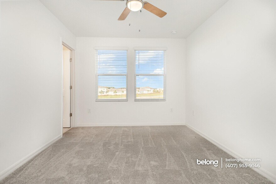 Building Photo - 2037 Viewfinder St