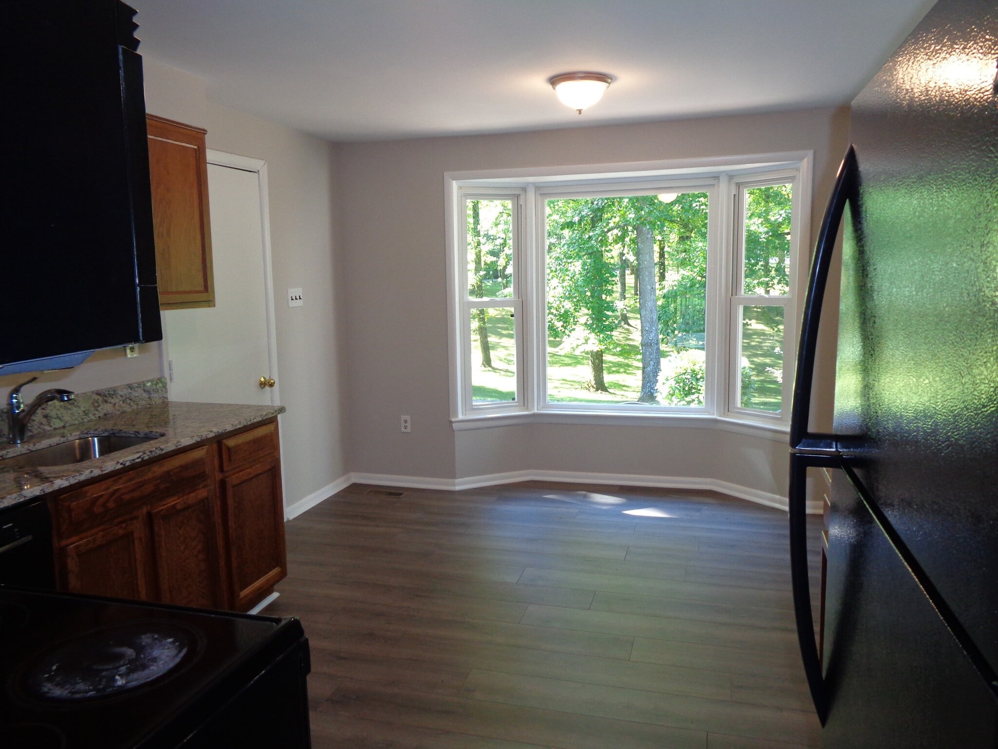 Building Photo - 3800 Bell Rd