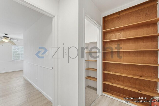 Building Photo - 1967 Solano Way