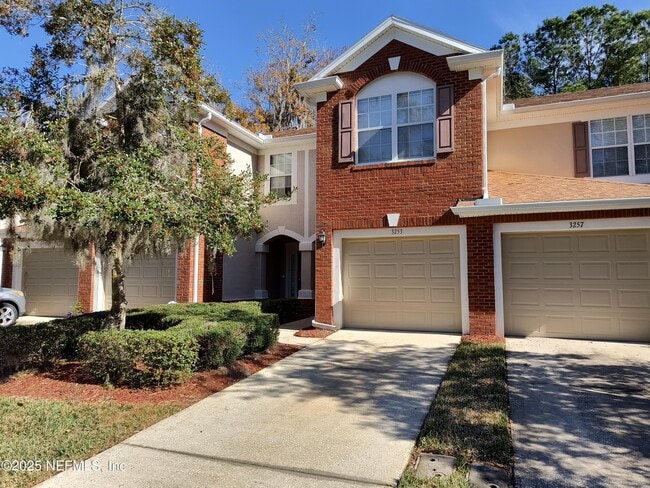 Building Photo - 3253 Climbing Ivy Trail