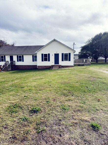 Building Photo - 1514 Richmond Rd