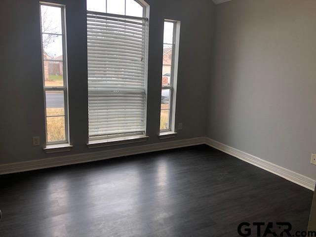 Building Photo - 217 Cass Cir
