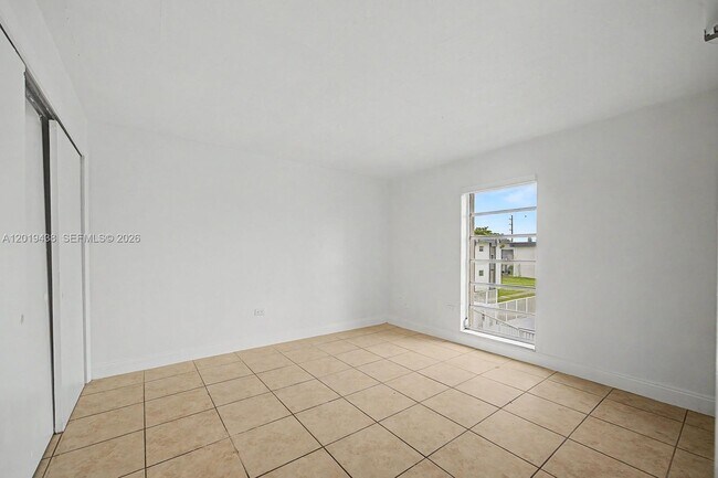 Building Photo - 7256 SW 94th Pl
