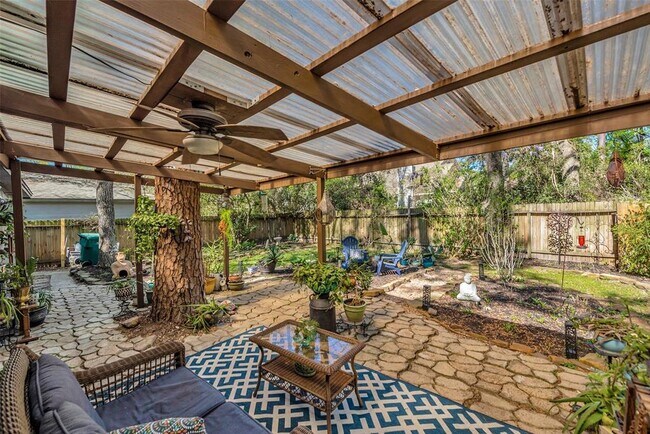 Building Photo - 116 W White Willow Cir