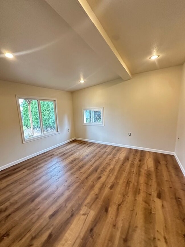 Building Photo - Charming 2 Bedroom Home In Marysville For ...