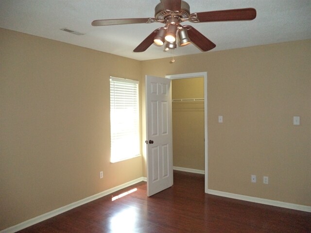 Building Photo - 4342 Walnut Ridge Ln