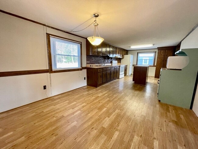 Building Photo - 14341 Wells Ln