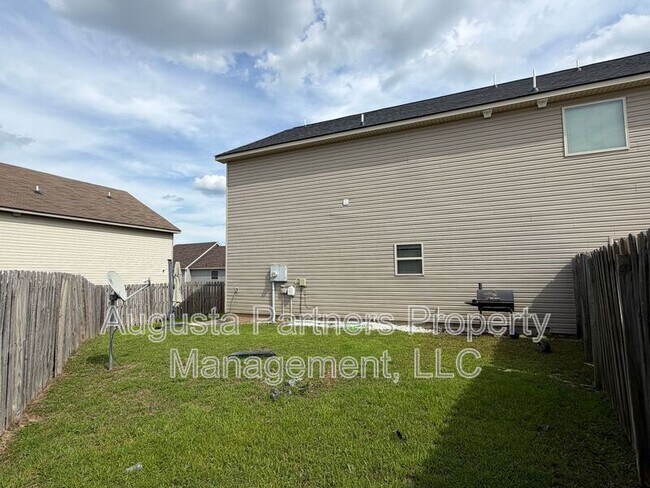 Building Photo - 3012 Burgess St