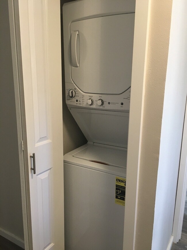 Building Photo - 8516 Washington Blvd SW