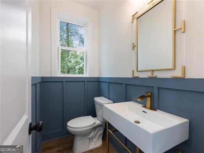 Building Photo - 2438 Shadburn Ferry Dr