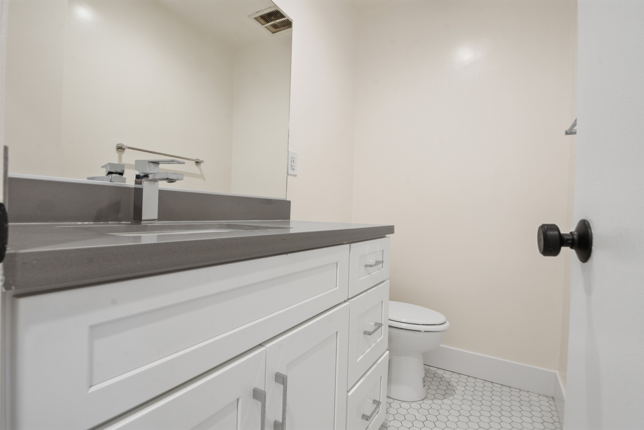 Upgraded Bathrooms - 14075 Ash St