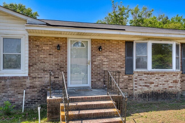 Building Photo - 2021 Arcadia Ct