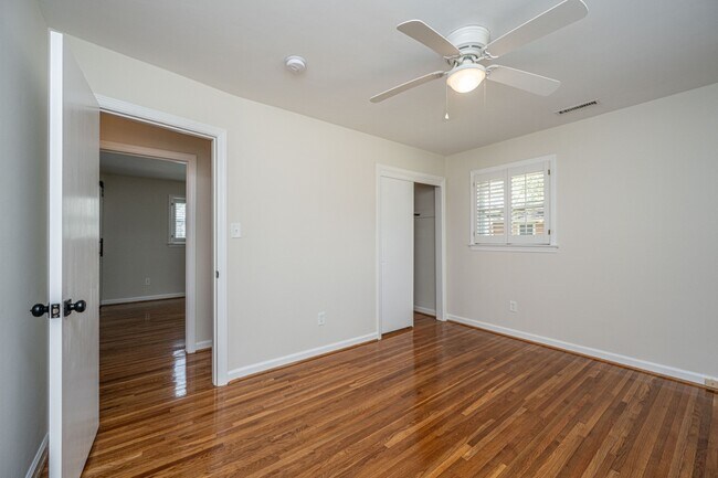 Building Photo - 1791 Dunbarton Dr