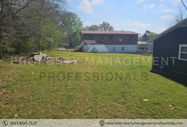 Building Photo - 1552 Reddix St