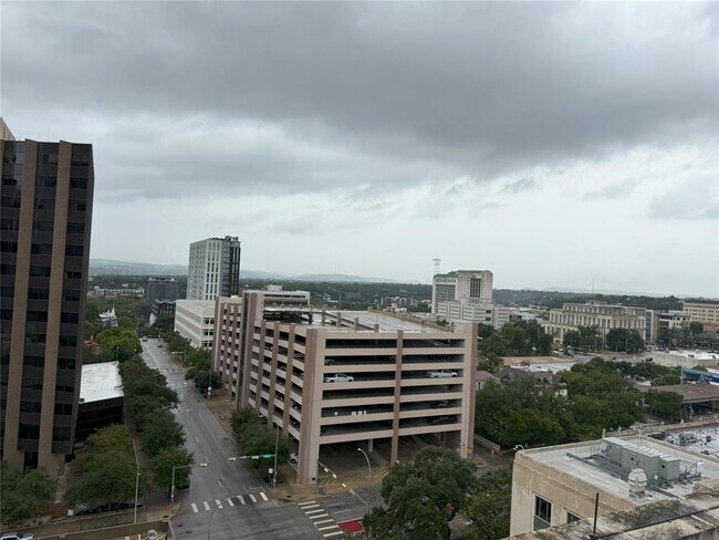 Building Photo - 710 Colorado St