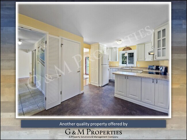 Building Photo - Rarely Available 3/4 Bedroom Ranch Style Home in Penfield!