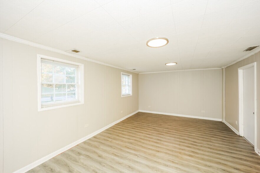 Building Photo - 6868 Maddox Rd