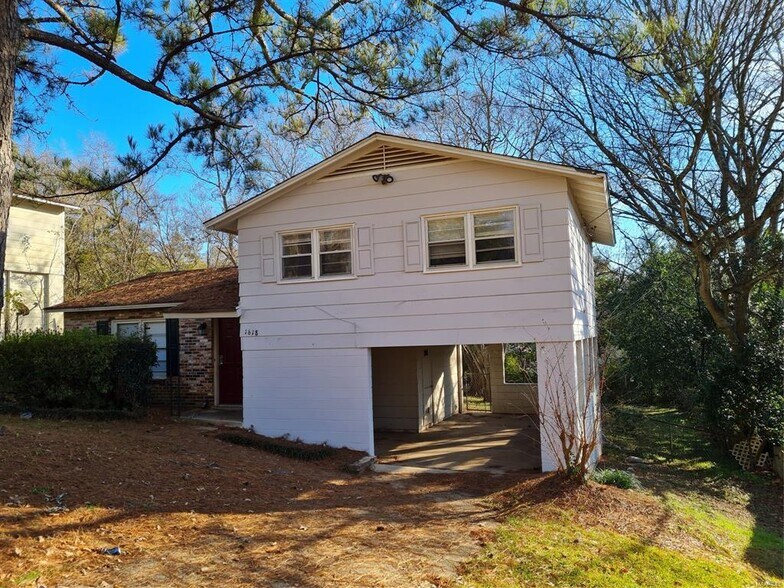 Building Photo - 1618 Midway St