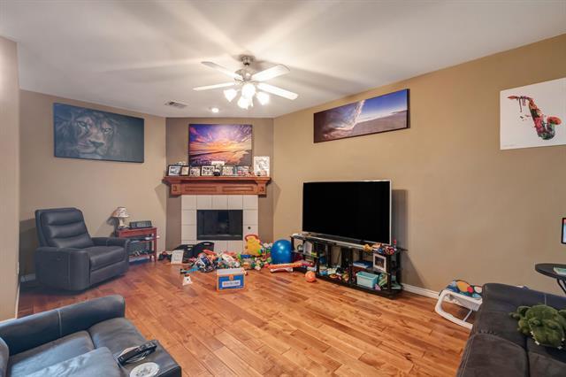 Building Photo - 5932 Desperado Dr