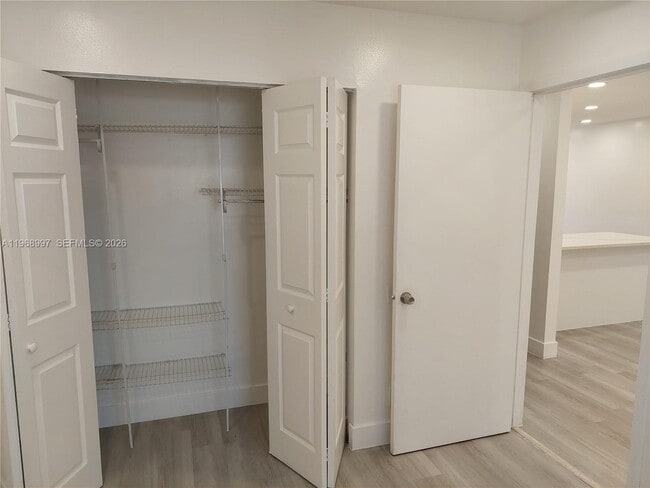 Building Photo - 2319 Johnson St