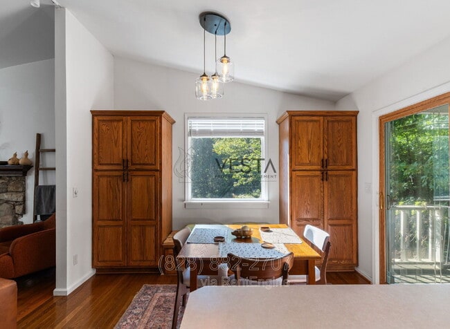 Building Photo - 12 Wood Rd