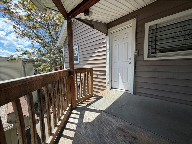Building Photo - 274 Chenango St
