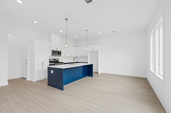 Building Photo - 10092 Serrano Pk Dr