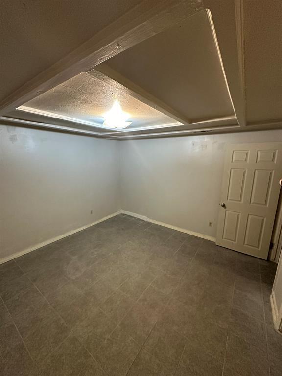 Building Photo - 32 Farrell St