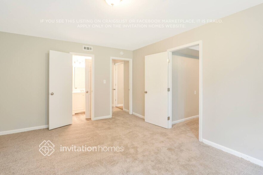 Building Photo - 195 River Trace Ct