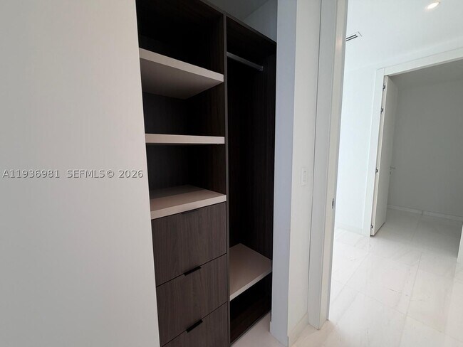 Building Photo - 300 Biscayne Blvd