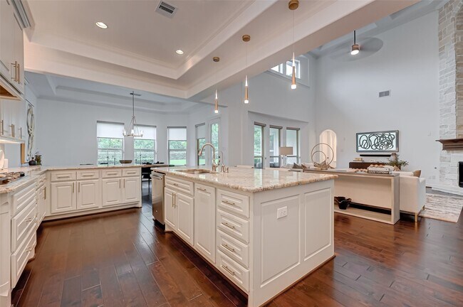 Building Photo - 39 Marino Dr