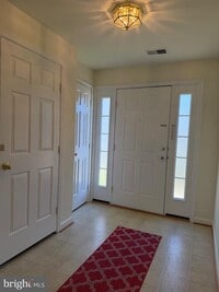 Building Photo - 9068 Falcon Glen Ct