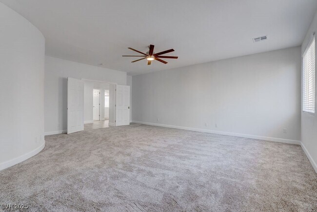 Building Photo - 72 Dollar Pointe Ave