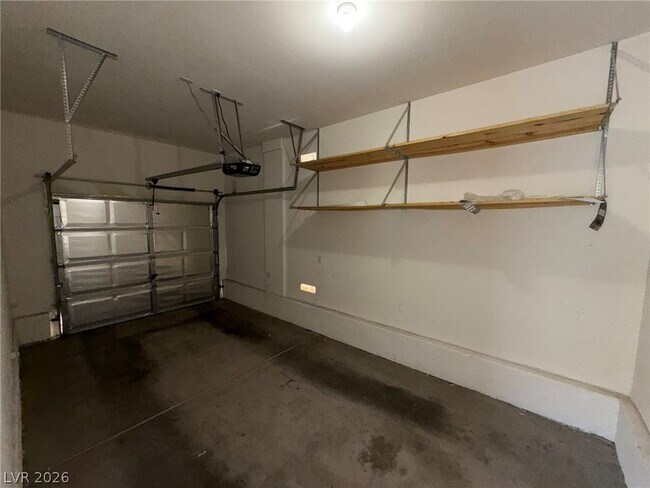 Building Photo - 8565 Vestia Ct