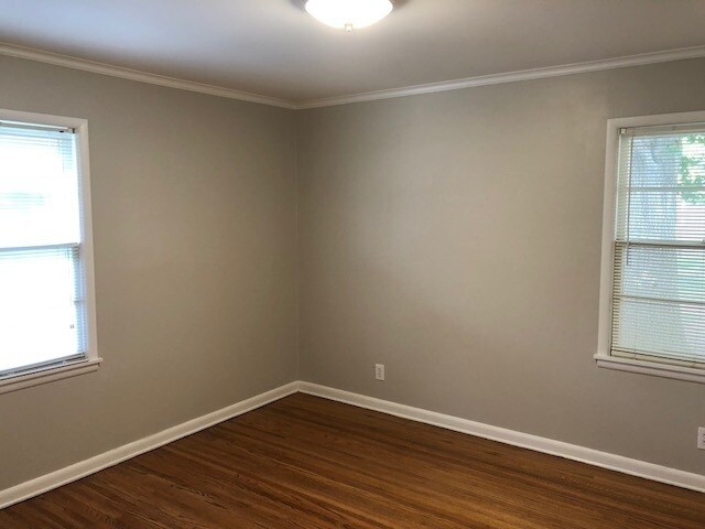 Building Photo - Wonderful Updates in this Midtown Charmer! 3 bed 1 bath, GREAT Kitchen!